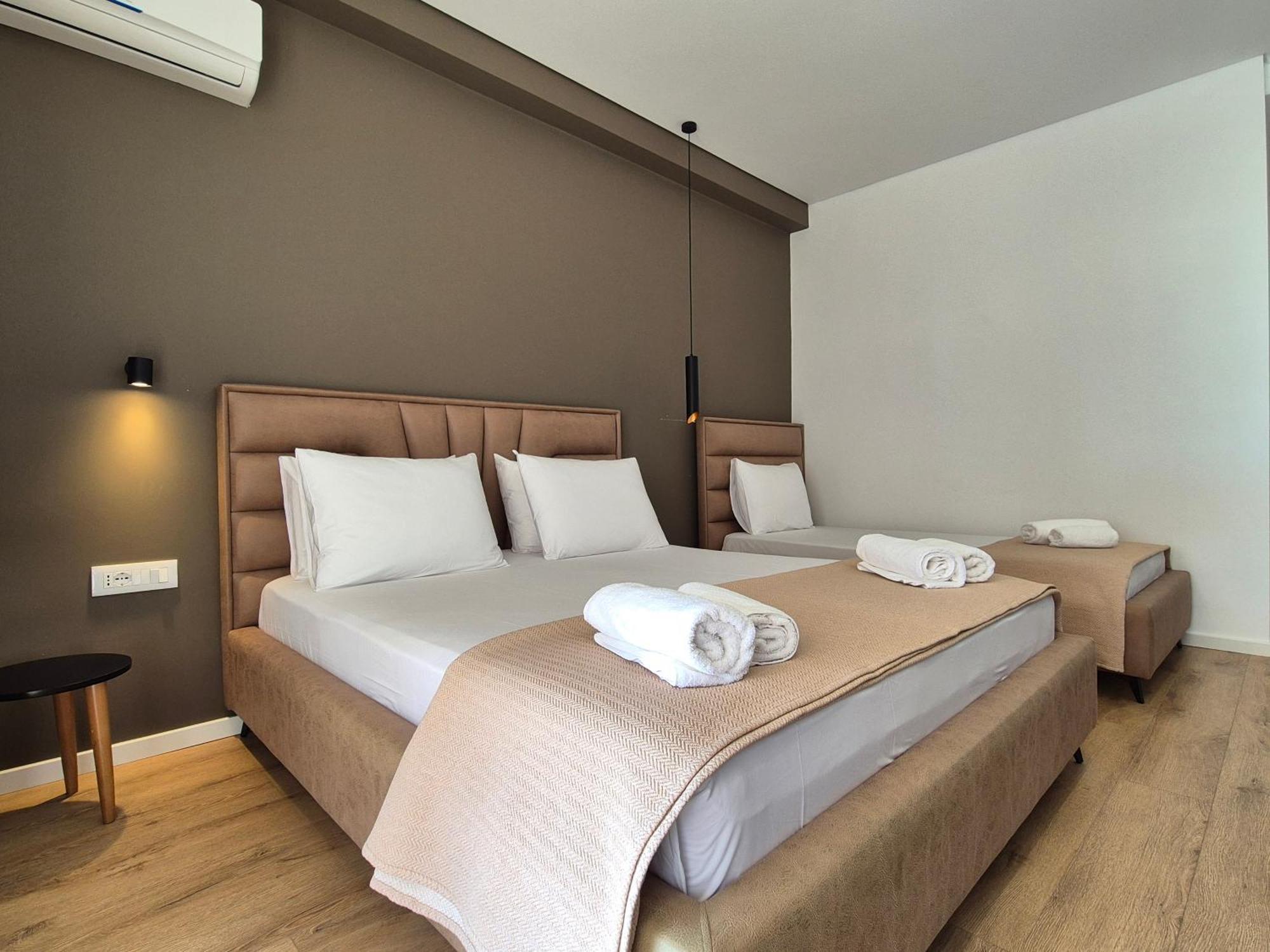 Augusto Hotel