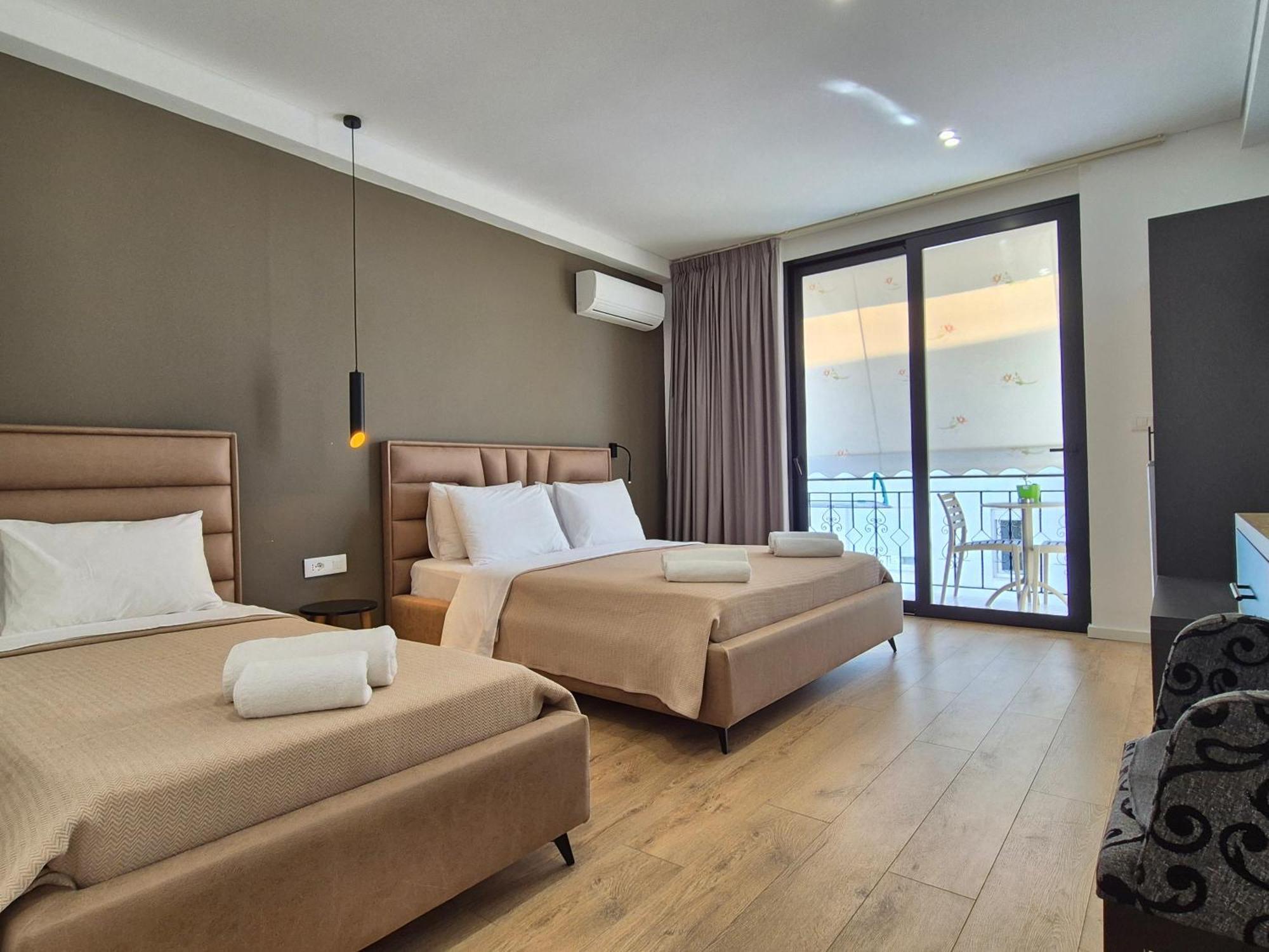 Augusto Hotel